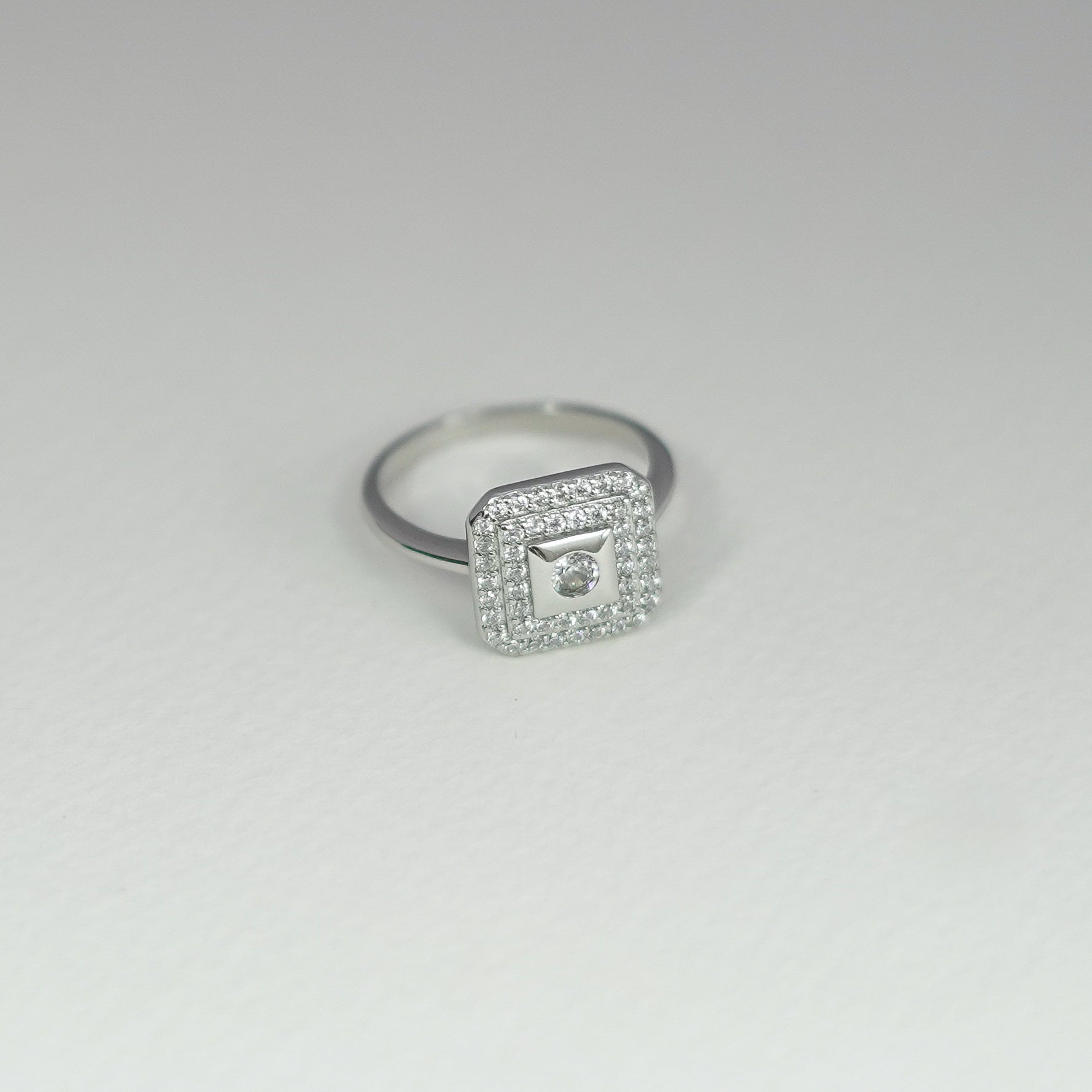 Empire Square Halo Solitaire Ring – Dual Layer Diamond Sparkle Luxury Design